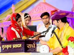 छत्तीसगढ़: दिव्य दरबार में धीरेंद्र कृष्ण शास्त्री को बांधी राखी, क्यों बनीं सुल्ताना बेगम से शुभी दासी, जानें इनसाइड स्टोरी