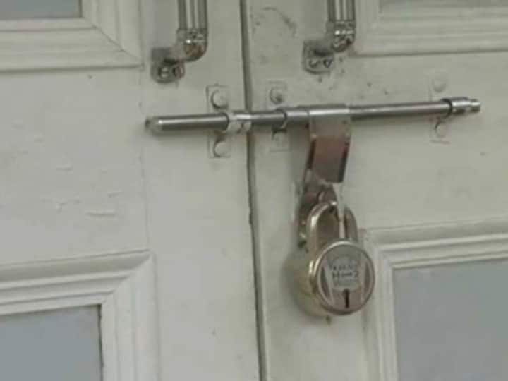 MP Anganwadi workers will sit on 6-day strike in CM Shivraj home district Sehore ANN Bhopal: सीएम शिवराज के गृह जिले में होगी तालाबंदी, 6 दिवसीय हड़ताल में बैठेंगी आंगनबाड़ी कार्यकर्ता