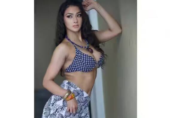 नम्रता मल्ला तस्वीरें: भोजपुरी अभिनेत्री नम्रता मल्ला ने मिनी स्कर्ट पहनकर तहलका मचा दिया, ये तस्वीरें इंटरनेट पर धूम मचा रही हैं।