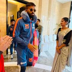 Team India in Indore: तीसरे वनडे के लिए इंदौर पहुंची टीम इंडिया, एयरपोर्ट पर हुआ भव्य स्वागत, सामने आईं तस्वीरें