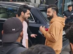 In Pics: न्यूजीलैंड के खिलाफ तीसरे वनडे से पहले इंदौर में स्पॉट हुए विराट कोहली और करन वाही, तस्वीरें आईं सामने