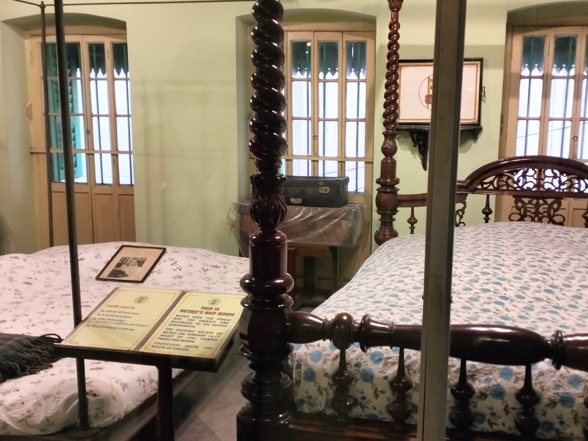 Netaji's bedroom- This is where the historic escape began.