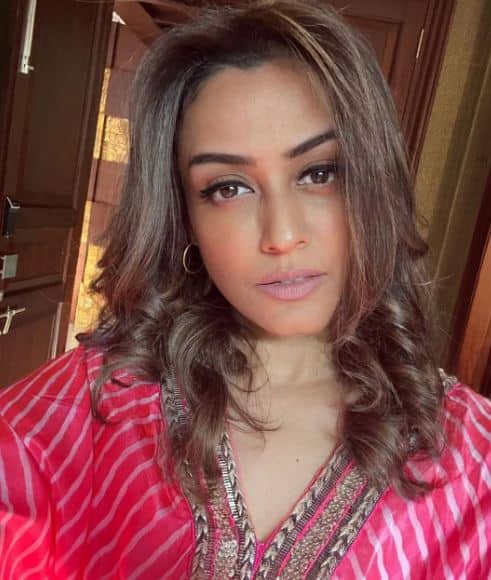 नम्रता, जिन्होंने 1993 में मिस फेमिना का खिताब भी जीता था, अब एक निर्माता और बेटे गौतम और बेटी सीथारा की मां हैं. अब भी अगर उन्हें कोई रोल ऑफर किया जाता है तो वो उसे रिजेक्ट कर देती हैं.