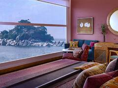 Ganga Vilas Cruise: 20 से 25 लाख की टिकट, 68 करोड़ में बनकर तैयार हुआ क्रूज, जिम-स्विमिंग पूल जैसी खास सुविधाएं, देखें Pics