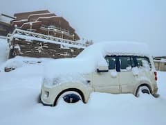 In Pics: Last Snowfall Of Season Colours Himalayan Hill Stations In Majestic White