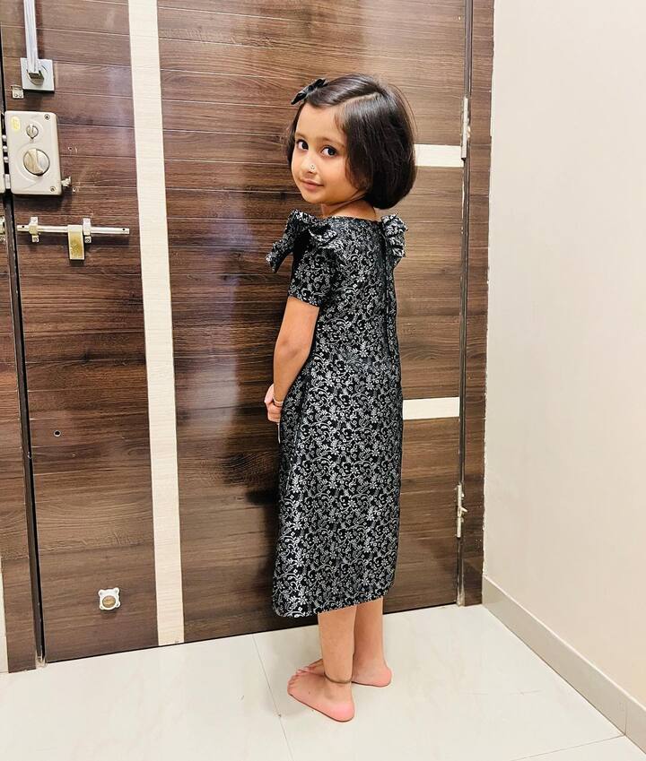 मायराने वयाच्या चौथ्या वर्षी मालिकाविश्वात पदार्पण केलं असलं तरी ती एका भागासाठी 10 हजार मानधन घेते.