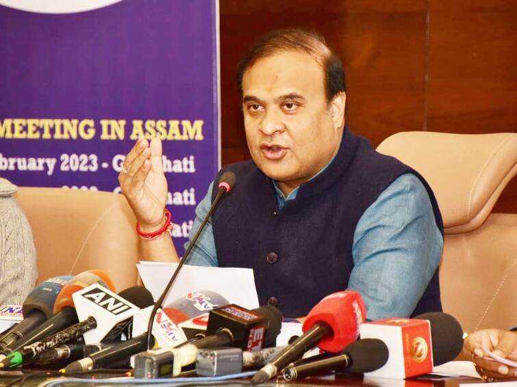 We Want to Reduce Number of Madrassas in our  State: Assam CM Himanta Biswa Sarma Assam CM: மதராஸாக்களின் எண்ணிக்கையை குறைக்க திட்டம் - அசாம் முதலமைச்சர் அதிரடி