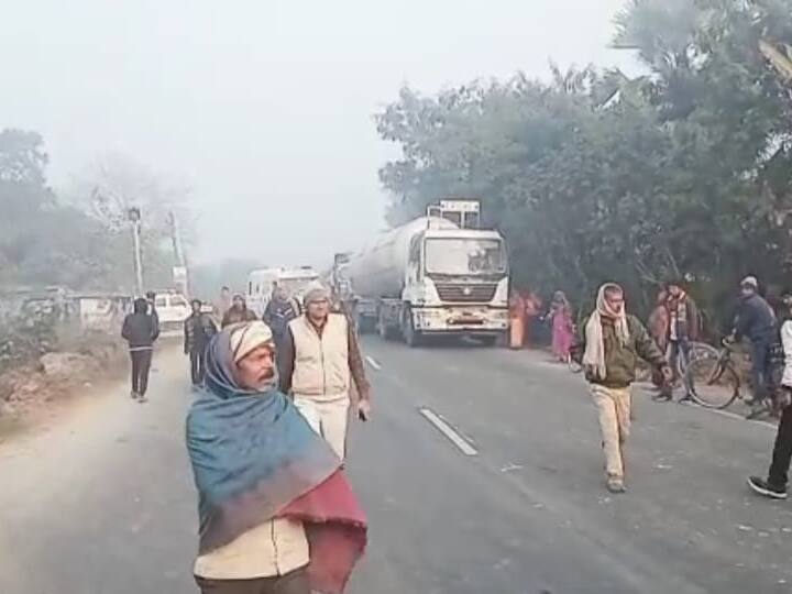 Bihar Road Accident: Ambulance assistant killed in road accident in Samastipur, 56 people injured in Barati bus and truck collision ann Bihar Road Accident: समस्तीपुर में सड़क हादसे में एंबुलेंस सहायक की मौत, बाराती बस और ट्रक की टक्कर में 56 लोग घायल
