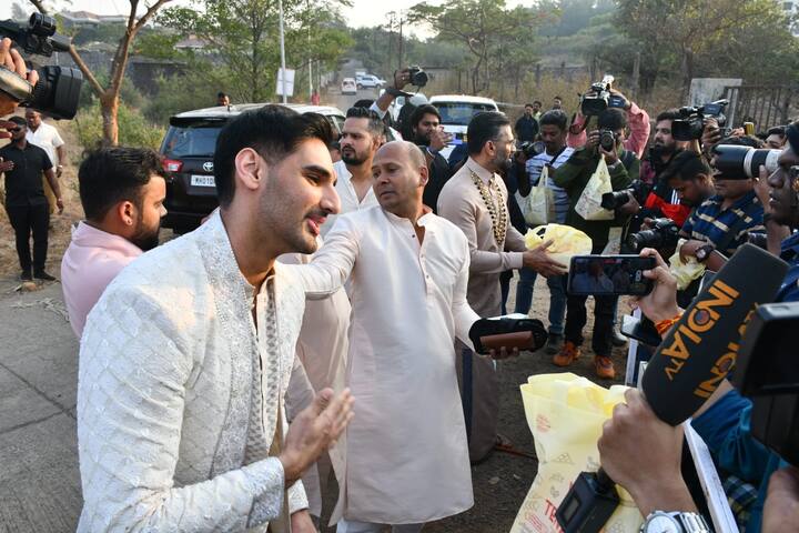পরিবার ও বন্ধুবৃত্তের মধ্যেই বিয়ে সারলেন রাহুল ও আথিয়া, বিয়ে নিয়ে বজায় ছিল গোপনীয়তা