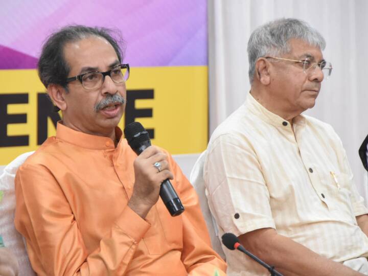 Maharashtra Uddhav Thackeray UBT Prakash Ambedkar alliance Eknath Shinde MVA praised BJP rejected Maharashtra: ठाकरे-अंबेडकर गठबंधन से महाराष्ट्र की राजनीति में खलबली, आगामी निकाय चुनावों में कितना पड़ेगा असर?