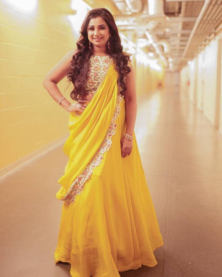 శ్రేయ ఘోషల్ అందమైన ఫోటోలు  -Image Credit: Shreya Goshal/Instagram