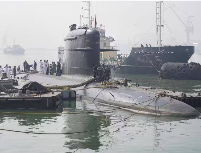 submarine vagir marine enemies are not well now kalvari class submarine ins vagir to join indian navy today ਸਮੁੰਦਰ 'ਚ ਦੁਸ਼ਮਣਾਂ ਦੀ ਖ਼ੈਰ ਨਹੀਂ ! ਅੱਜ ਭਾਰਤੀ ਜਲ ਸੈਨਾ 'ਚ ਸ਼ਾਮਲ ਹੋਵੇਗੀ ਪਣਡੁੱਬੀ INS Vagir