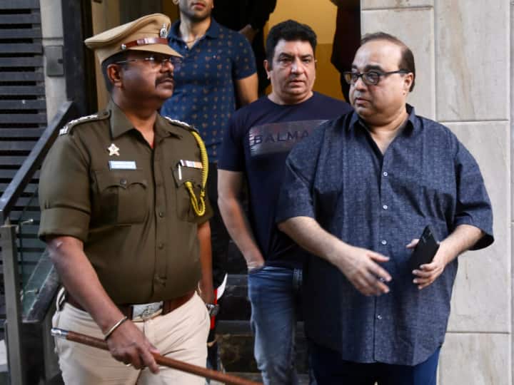 Gandhi Godse Film Director Rajkumar Santoshi writes To Mumbai Police For Security as life threat गांधी गोडसे फिल्म के डायरेक्टर राजकुमार संतोषी ने पुलिस से मांगी सुरक्षा, बताया जान को खतरा