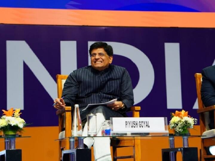 उद्योग मंत्री पीयूष गोयल ने कहा- भारत में 25% मैन्युफैक्चरिंग बढ़ाने की योजना बना रही एप्पल उद्योग मंत्री पीयूष गोयल ने कहा- भारत में 25% मैन्युफैक्चरिंग बढ़ाने की योजना बना रही एप्पल