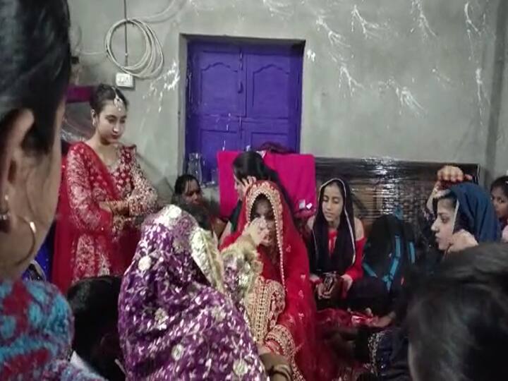 Nikah Dispute Leads to Fight in Reception as Girl Side People Got Beaten By Boy Relatives in Nawada of Bihar ann Nawada News: निकाह में बारातियों को अश्लील गाने बजाने से किया मना, रिसेप्शन में सरातियों का हुआ ऐसा स्वागत, 12 लोग भर्ती
