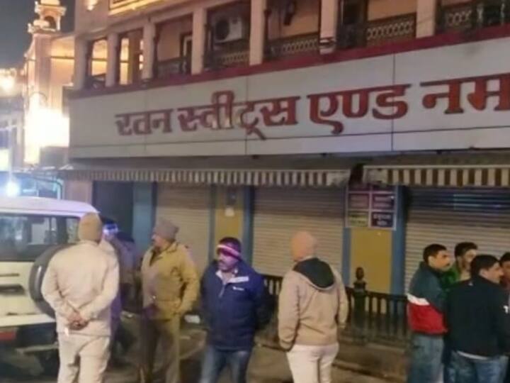 Rajasthan Crime News shopkeeper stabbed with knife for not giving more rasmalai in Kota ANN Rajasthan Crime News: कोटा में बदमाशों का खुले बाजार तांडव, अधिक रसमलाई न देने पर दुकानदार को चाकू से गोदा