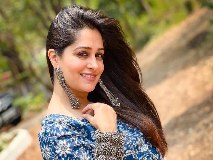 प्रेग्नेंट दीपिका कक्कड़ को पहले ट्राइमेस्टर में हो गई थी कॉम्पलीकेशन, बताया किस बात को लेकर डरी हुई थीं एक्ट्रेस Pregnant Dipika Kakar had complications in first trimester of her pregnancy watch her vlog प्रेग्नेंट दीपिका कक्कड़ को पहले ट्राइमेस्टर में हो गई थी कॉम्पलीकेशन, बताया किस बात को लेकर डरी हुई थीं एक्ट्रेस