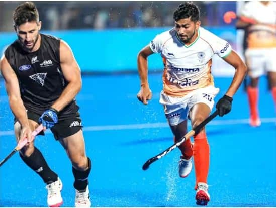 fih mens hockey world cup 2023  new zealand wins in crossover match india out of 2023 world cup Hockey World Cup 2023: ਪੈਨਲਟੀ ਸ਼ੂਟਆਊਟ 'ਚ ਨਿਊਜ਼ੀਲੈਂਡ ਨੇ ਜਿੱਤਿਆ ਕਰਾਸਓਵਰ ਮੈਚ, ਮੇਜ਼ਬਾਨ ਭਾਰਤ ਵਿਸ਼ਵ ਕੱਪ ਤੋਂ ਬਾਹਰ