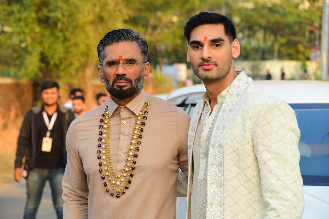 KL Rahul And Athiya Shetty Tie The Knot In Khandala; See First Pics Of The Newly Married Couple