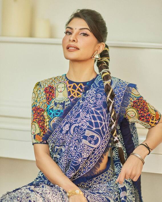 Jacqueline Fernandez: जैकलीन फर्नांडिस का खूबसूरत अंदाज, वेडिंग में पहनने के लिए हैं एकदम बेस्ट Jacqueline Fernandez: जैकलीन फर्नांडिस का खूबसूरत अंदाज, वेडिंग में पहनने के लिए हैं एकदम बेस्ट
