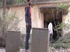 Nanded : पदवीधर निवडणुकीच्या मतदानासाठी लागणाऱ्या मतपेट्या कचराकुंडीत; नांदेड जिल्हा प्रशासनाचा ढिसाळ कारभार