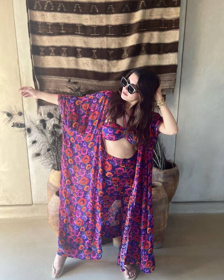 हंसिका वैसे तो हमेशा से ही अपनी फिटनेस को लेकर काफी एक्टिव रहती हैं और अक्सर फोटोज शेयर करती हैं.