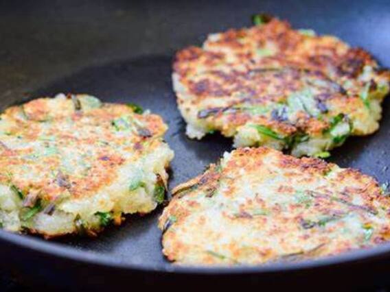 Fried Potato Recipe: फ्राइड पोटैटो की यह रेसिपी एक बार जरूर करें ट्राई, शाम की चाय का मजा हो जाएगा दोगुना