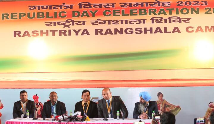 महाराष्ट्रात महत्वाची साडेतीन शक्तिपीठे आहेत. कोल्हापूरची आंबाबाई, तुळजापूरची आई भवानी, माहूरची रेणुकामाता हे तीन पूर्ण शक्तिपीठे आहेत. तर, वणीची सप्तशृंगी हे अर्ध शक्तिपीठ आहे.