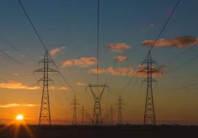 Whole country in darkness, power failure in 22 districts of Pakistan, situation worsens