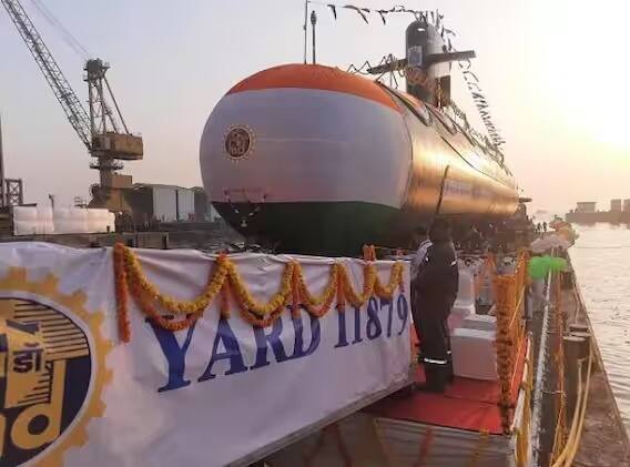 INS वागीर ही 350 मीटर खोलीवर तैनात केली जाऊ शकते. ही पाणबुडी स्टेल्थ तंत्रज्ञानाने सुसज्ज आहे. त्यामुळे शत्रू सहजासहजी याचा शोध घेऊ शकणार नाही. यामध्ये जहाजविरोधी क्षेपणास्त्रेही बसवण्यात आली आहेत.
