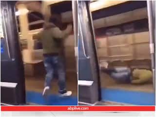 Video: चलती मेट्रो का दरवाजा खोलकर कूदा शख्स, वीडियो देख दहला जाएगा दिल