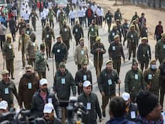 Vehicle Checking, Frisking Stepped Up In J&K Ahead Of Republic Day Celebrations. In Pics