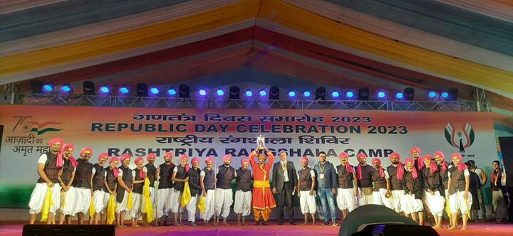 यंदा महाराष्ट्रातर्फे ‘साडेतीन शक्तिपीठे आणि नारी शक्ती’ विषयावर आधारित चित्ररथ आहे.