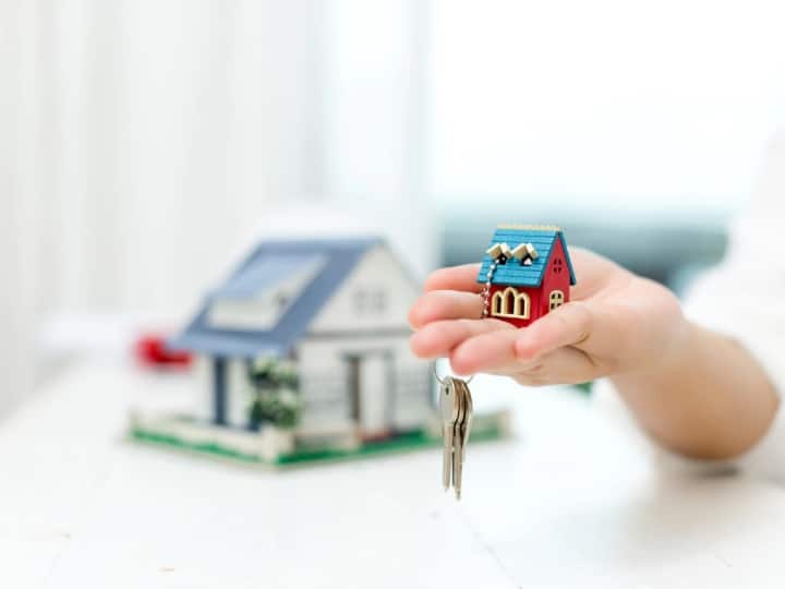 Home Loan Repayment Tips Know how to reduce home loan tenure by three way Home Loan Repayment Tips: ये 3 तरीके अपनाकर झटपट खत्‍म करें होम लोन का बोझ, ईएमआई देने के झंझट से मिलेगी मुक्ति