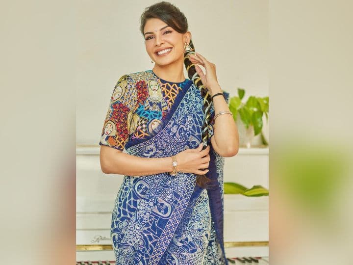Jacqueline Fernandez: जैकलीन फर्नांडिस का खूबसूरत अंदाज, वेडिंग में पहनने के लिए हैं एकदम बेस्ट Jacqueline Fernandez: जैकलीन फर्नांडिस का खूबसूरत अंदाज, वेडिंग में पहनने के लिए हैं एकदम बेस्ट