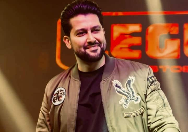 Aftab Shivdasani Net Worth: अनिल कपूर की सुपरहिट फिल्म मिस्टर इंडिया से बाल कलाकार के रूप में आफताब शिवदासानी ने फिल्मी दुनिया में एंट्री ली थी. हालांकि वो फिल्मों में ज्यादा सफल नहीं रहे.