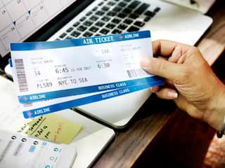 Flight Ticket Offer: ট্রেনের থেকে কম দামে ফ্লাইটের টিকিট! স্পাইসজেট ও এয়ার ইন্ডিয়া দিচ্ছে অফার