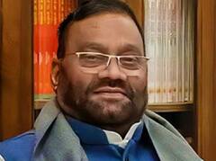 स्वामी प्रसाद मौर्य की मंदिर में एंट्री पर लगा बैन, लेटे हनुमान मंदिर के बाहर लगाए गए पोस्टर