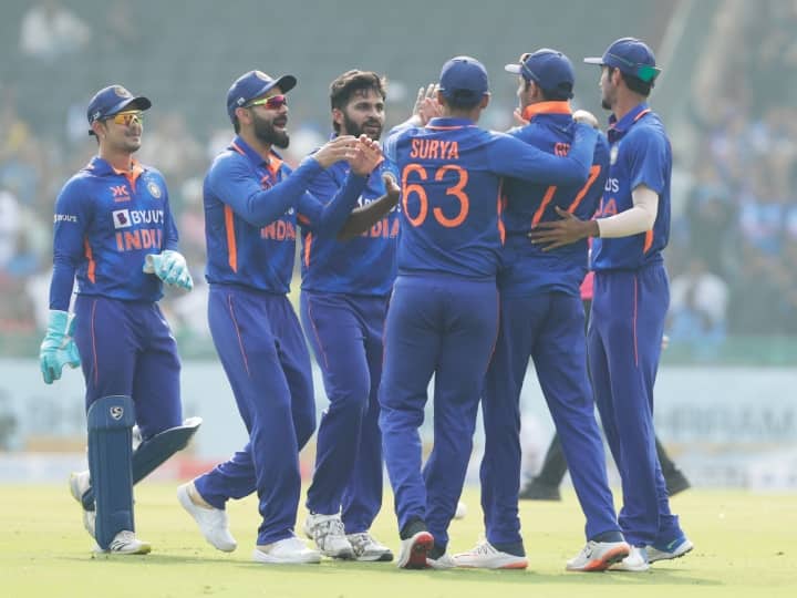 ind vs nz umran malik likely to play 3rd odi both team probable playing xi IND vs NZ: तीसरे वनडे में उमरान मलिक को मिला सकता है मौका, ऐसी होगी दोनों टीमों की संभावित प्लेइंग XI