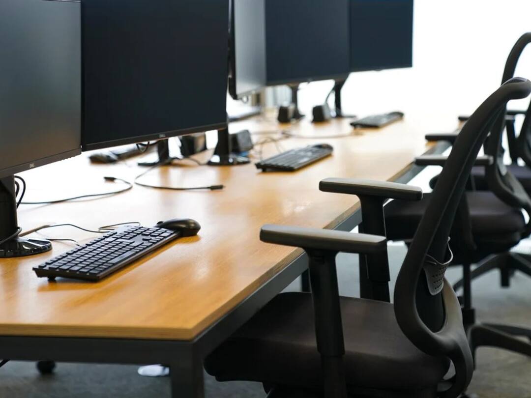 tech-companies-laying-off-employees-and impact-on-india Tech Lay-offs: టెక్ కంపెనీలు ఎందుకు ఉద్యోగాలు తీసేస్తున్నాయి, భారత్‌పై ఎలాంటి ప్రభావం పడింది?