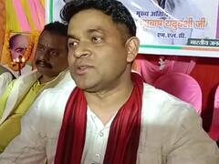 सपा अध्यक्ष अखिलेश यादव से बीजेपी MLC का सवाल, स्वामी प्रसाद मौर्य पर कार्रवाई करेंगे या नहीं?