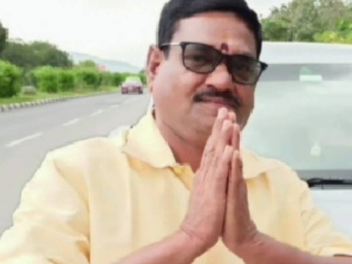 karur; AIADMK executive who drowned; Sadness near the bath TNN நீரில் மூழ்கி பலியான அதிமுக நிர்வாகி; குளித்தலை அருகே சோகம்