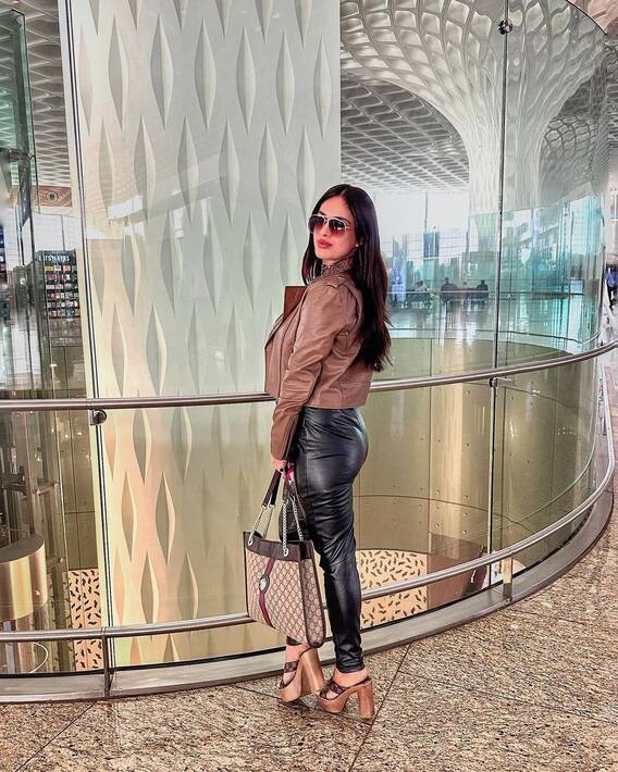 Neha Malik: Once again Neha Malik appeared in a very cool look, see photos