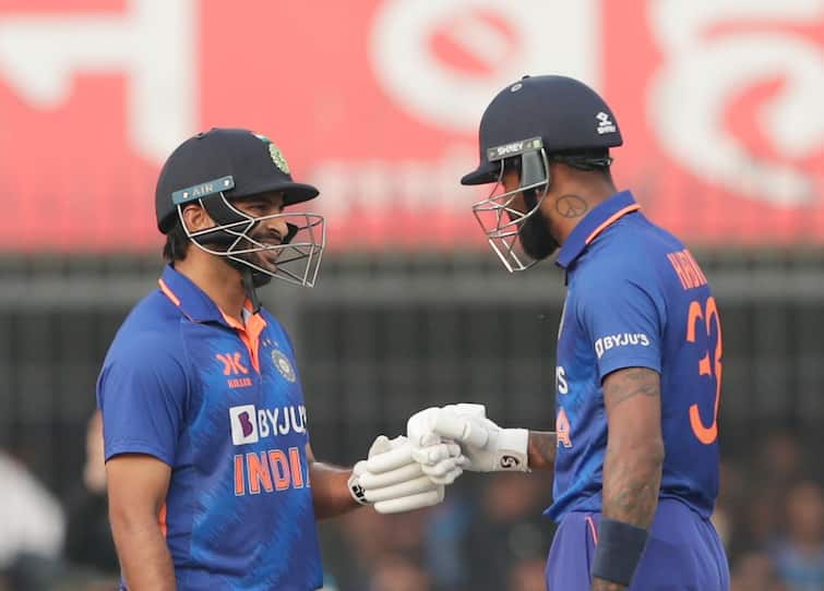 IND vs NZ, 3rd ODI: India given target of 386 runs against New Zealand 1st Innings Holkar Stadium IND vs NZ, 3rd ODI: ભારતે ન્યુઝીલેન્ડને જીતવા આપ્યો 386 રનનો ટાર્ગેટ, રોહિત-ગિલની સદી