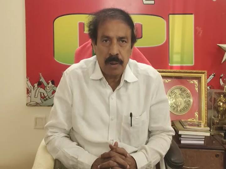 Amaravati CPI Ramakrishna criticizes AP Govt CM Jagan on Employees Union permission cancel DNN CPI Ramakrishna : ఉద్యోగులను జగన్ సర్కార్ బ్లాక్ మెయిల్ చేస్తుంది-సీపీఐ రామకృష్ణ