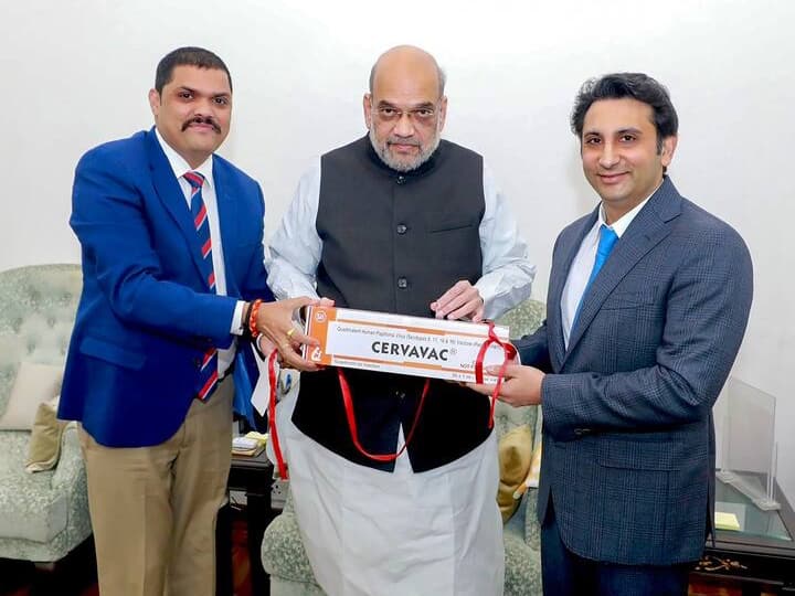 Serum Institute of India launch first made-in-India HPV vaccine by Union Home Minister Amit Shah HPV Vaccine Launch: अमित शाह ने लॉन्च की भारत में बनी पहली HPV वैक्सीन, अदार पूनावाला रहे मौजूद, जानिए क्या होंगे इसके फायदे