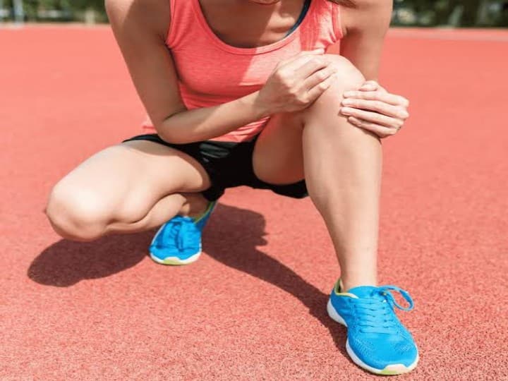 Working out is a good thing… but never do this exercise, your knees will get damaged