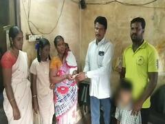 2 கைகள், கால்கள் இல்லாத குழந்தை - உதவ முன்வந்த  ‘நாங்களும் இருக்கிறோம் அறக்கட்டளை’