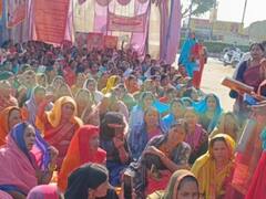 सिंगरौली में आंगनवाड़ी कार्यकर्ताओं ने प्रदर्शन कर की नारेबाजी, सरकार को दिया छह दिन का अल्टीमेटम