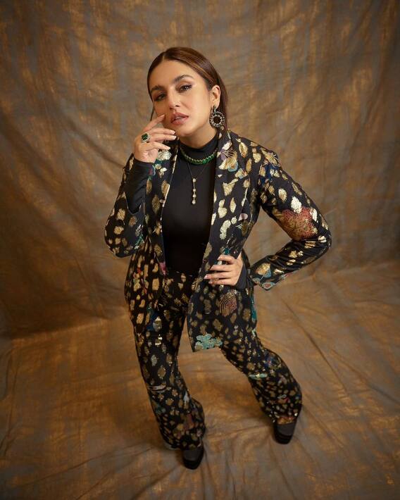 IMAGE: Huma Qureshi's winter special look; Photo discussion! IMAGE: Huma Qureshi's winter special look; Photo discussion!